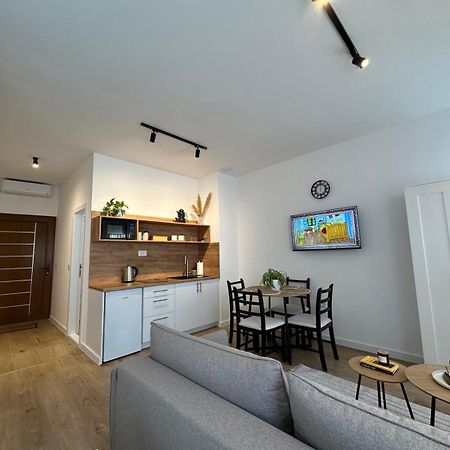 Studio Apartmani Izvor ブラガイ エクステリア 写真