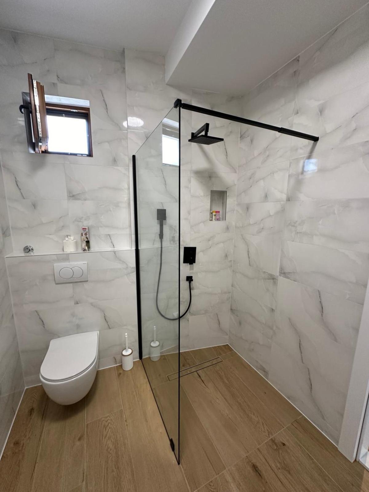 Studio Apartmani Izvor ブラガイ エクステリア 写真