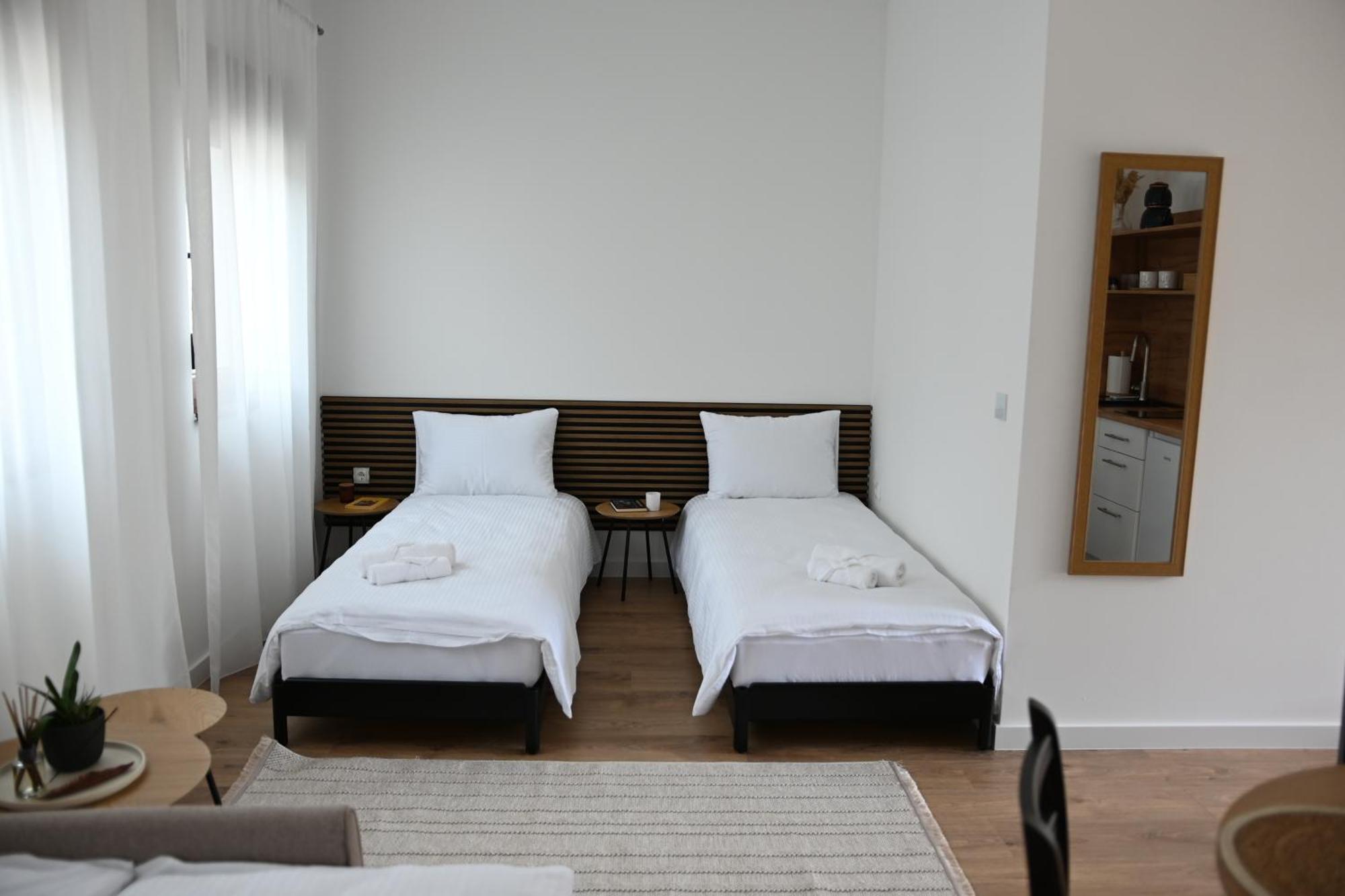 Studio Apartmani Izvor ブラガイ エクステリア 写真
